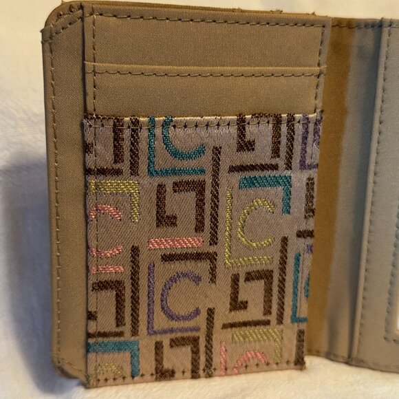 Liz Clayborne Canvas Trifold Wallet NWOT - Picture 3 of 7